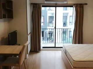 For rent スタジオ condo in Khlong Toei, Bangkok