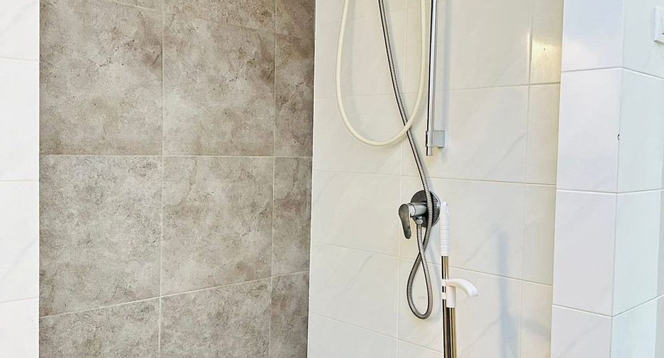 Продажа и аренда 4 спальни дом в Банг Ламунг, Чонбури