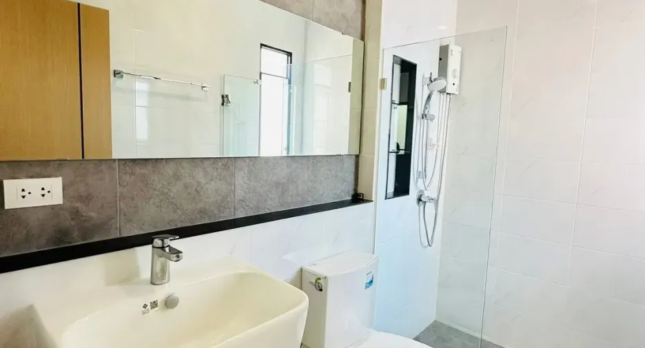 Продажа и аренда 4 спальни дом в Банг Ламунг, Чонбури