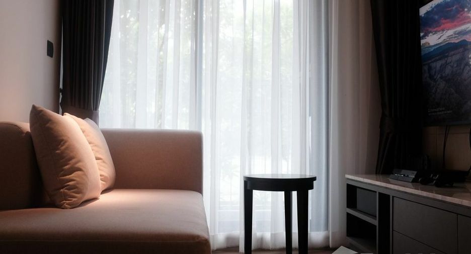 For rent 1 bed condo in Phra Khanong, Bangkok
