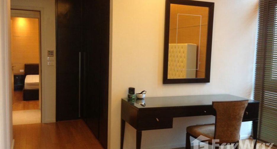 For rent 3 bedrooms apartment in Watthana, Bangkok