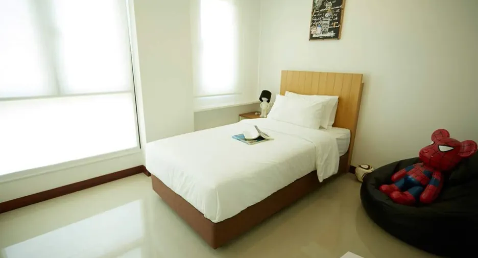 For rent 3 bedrooms apartment in Watthana, Bangkok