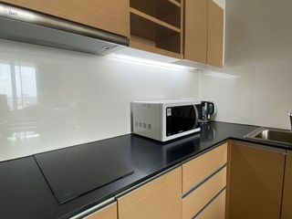 Wohnung zur Miete mit Studio in Sathon, Bangkok