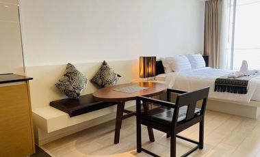 Wohnung zur Miete mit Studio in Sathon, Bangkok