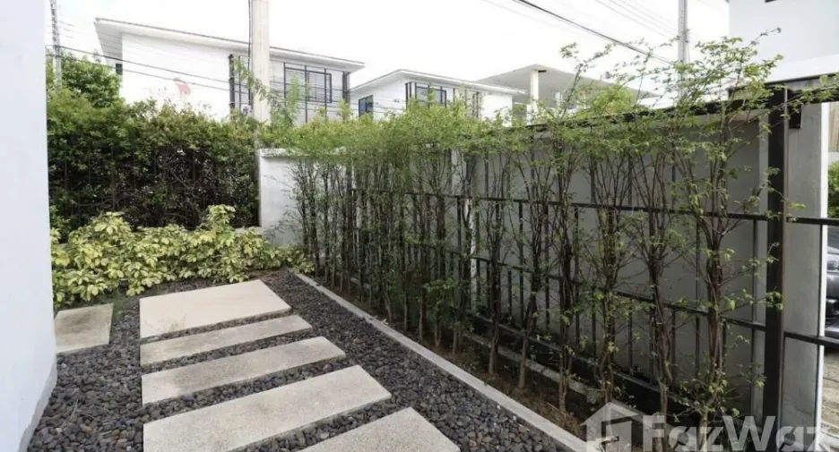 For rent 3 ベッドルーム house in Bang Phli, Samut Prakan