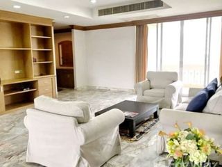 À louer 3 chambres appartement à Watthana, Bangkok
