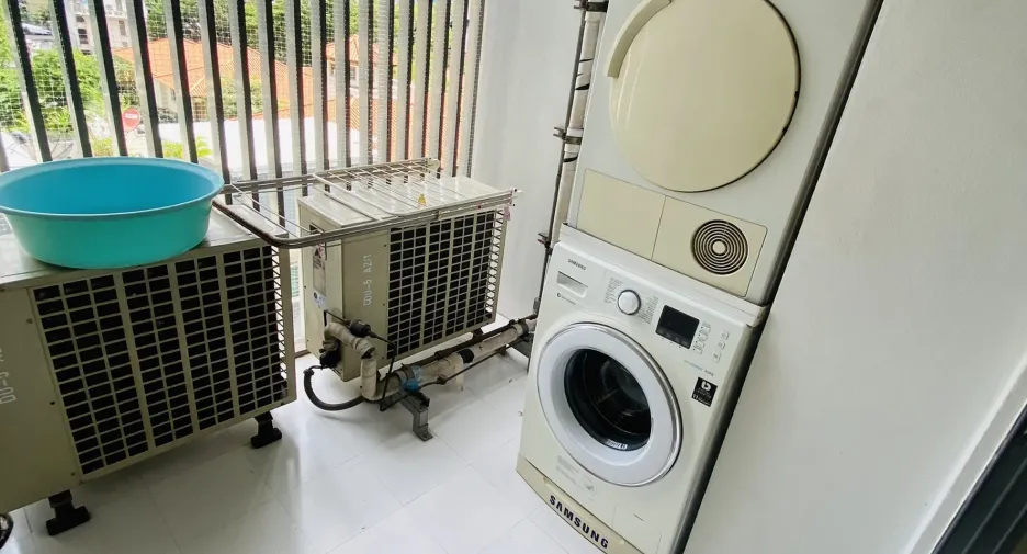For rent 2 bedrooms condo in Khlong Toei, Bangkok