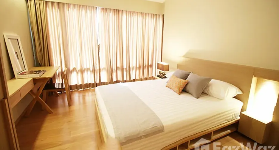 For rent 2 bedrooms apartment in Pathum Wan, Bangkok