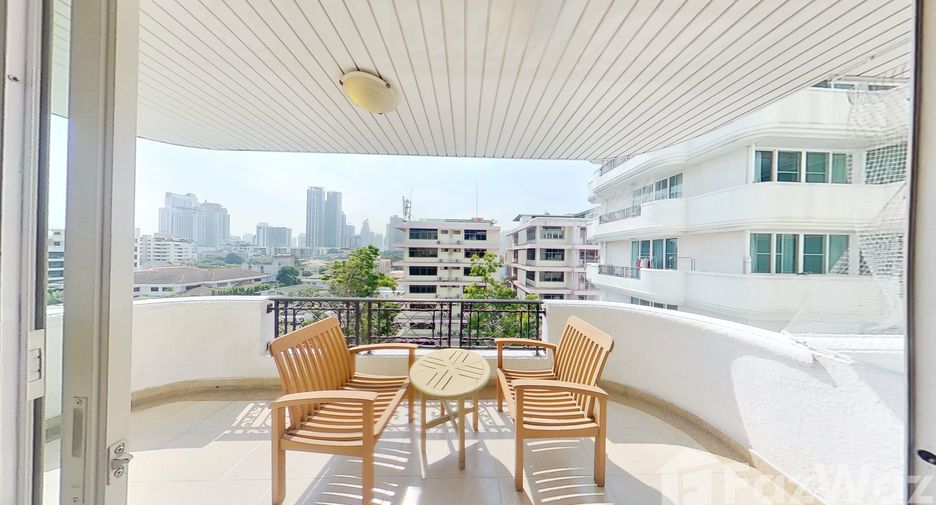 À louer 3 chambres condo à Watthana, Bangkok
