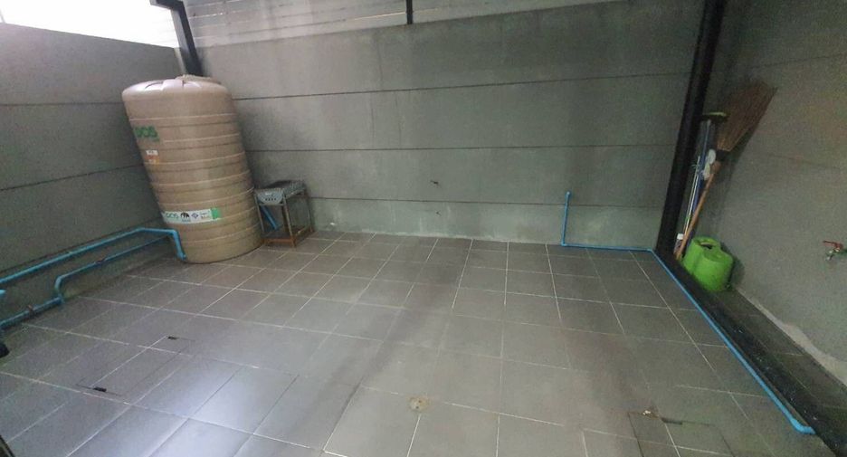 For rent office in Lat Phrao, Bangkok