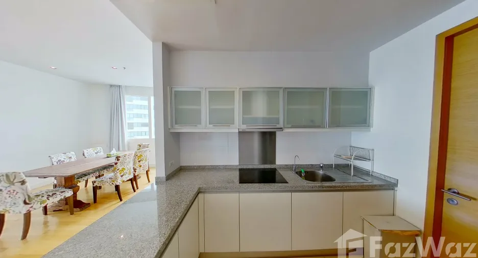 Wohnung zur Miete mit 3 Zimmer in Khlong Toei, Bangkok