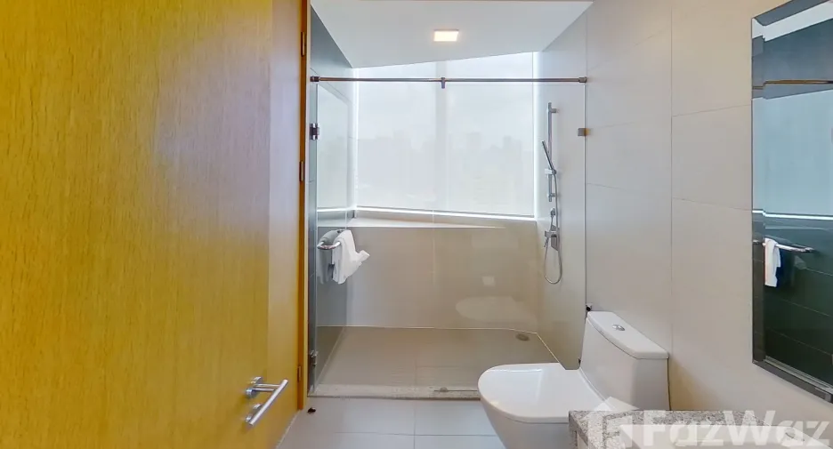 Wohnung zur Miete mit 3 Zimmer in Khlong Toei, Bangkok