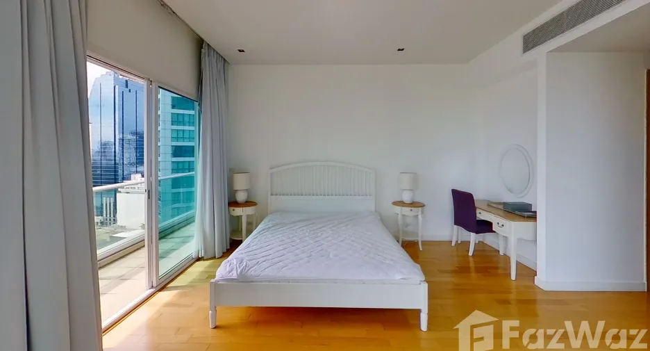Wohnung zur Miete mit 3 Zimmer in Khlong Toei, Bangkok