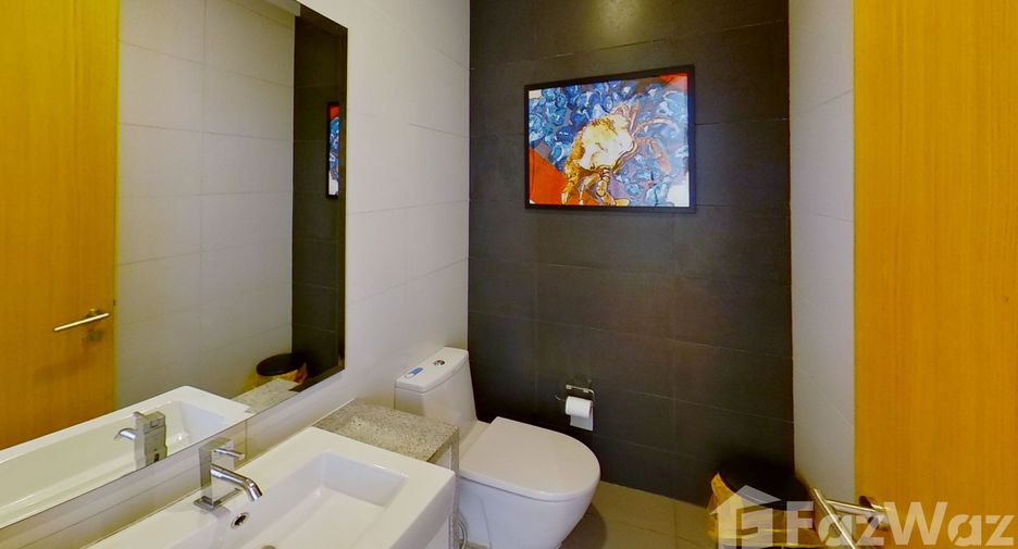 Wohnung zur Miete mit 3 Zimmer in Khlong Toei, Bangkok