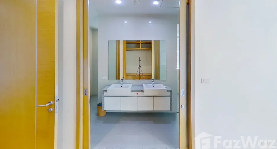 Wohnung zur Miete mit 3 Zimmer in Khlong Toei, Bangkok