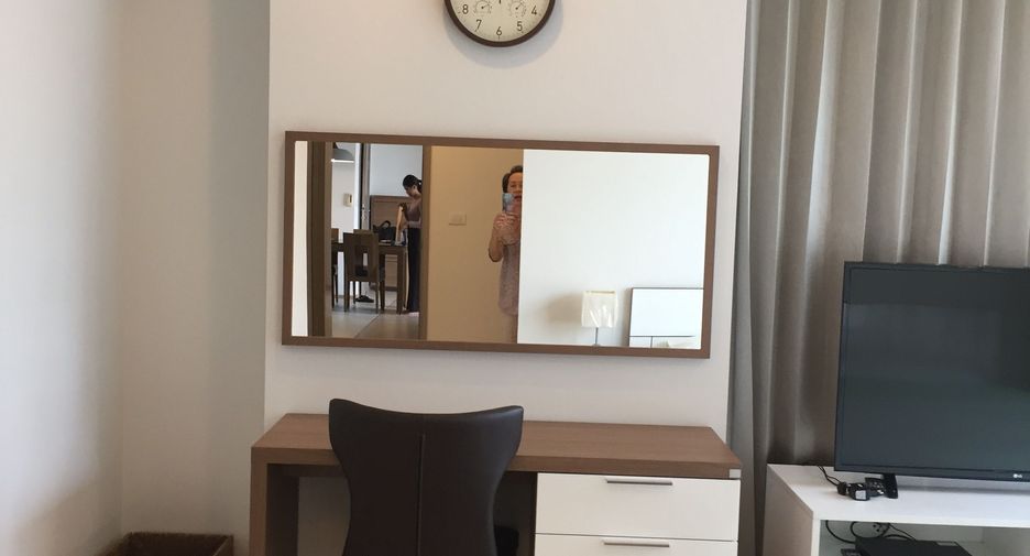 For rent 2 bedrooms condo in Watthana, Bangkok