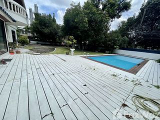 For rent 4 ベッドルーム villa in Watthana, Bangkok