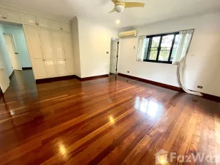 For rent 4 ベッドルーム villa in Watthana, Bangkok