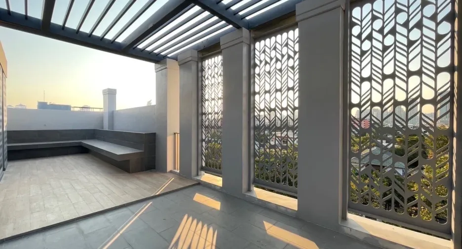 For rent 3 bedrooms house in Watthana, Bangkok