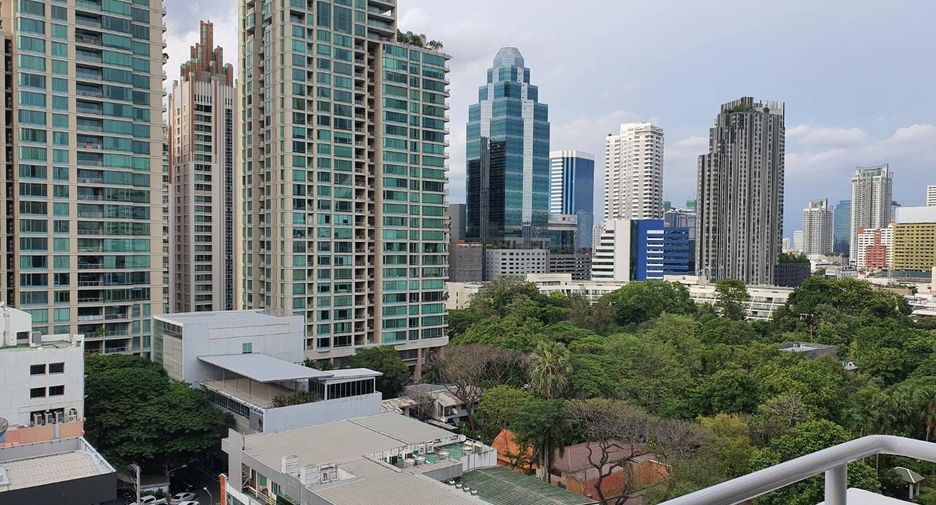 For rent 3 bedrooms condo in Pathum Wan, Bangkok