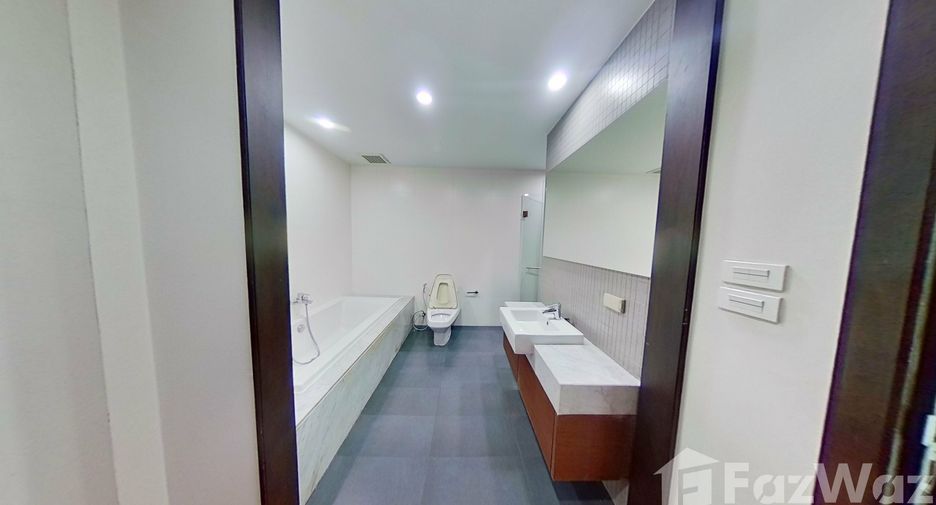 For rent 2 ベッドルーム condo in Watthana, Bangkok