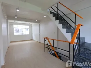 Casa en alquiler de 4 habitaciones en Sathon, Bangkok