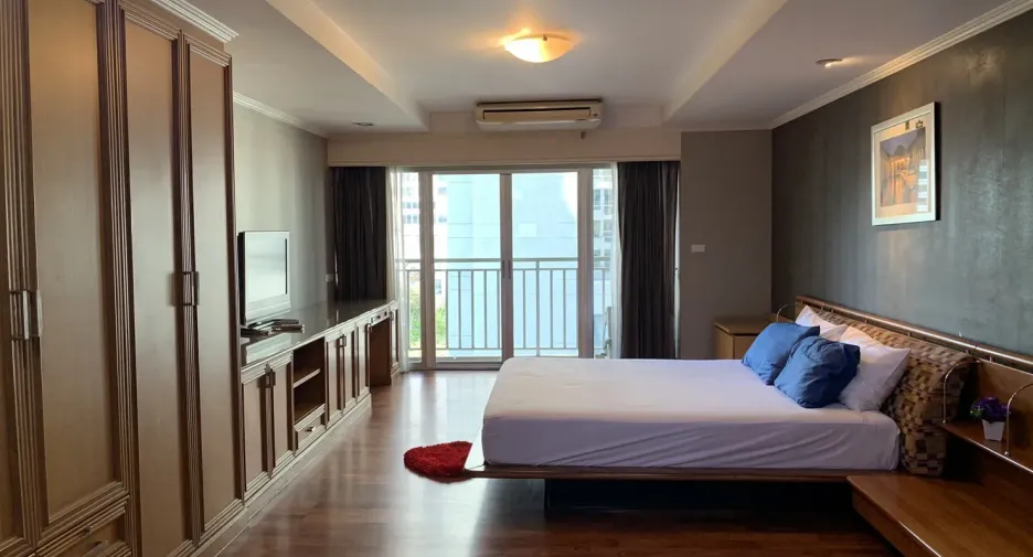 Wohnung zur Miete mit 3 Zimmer in Sathon, Bangkok
