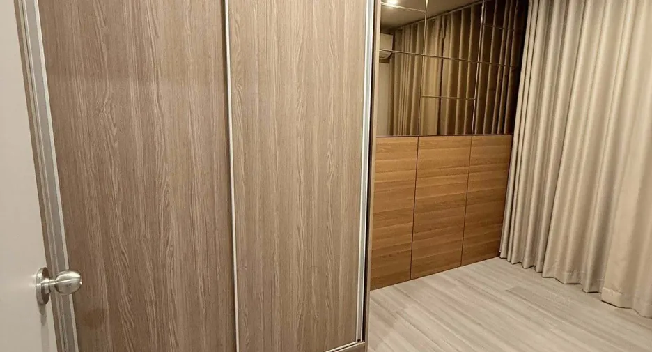 For rent 2 bedrooms condo in Bang Phlat, Bangkok