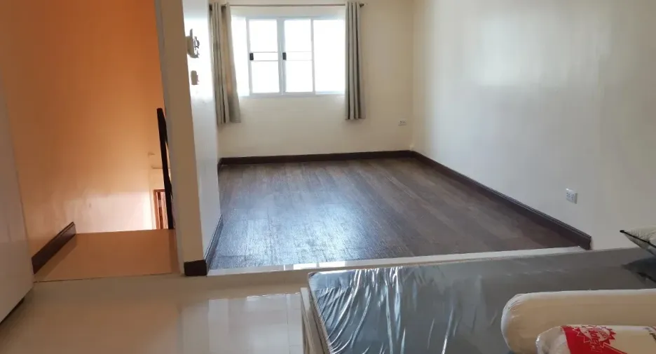 ให้เช่า 4 ห้องนอน บ้านเดี่ยว ใน คลองเตย, กรุงเทพฯ