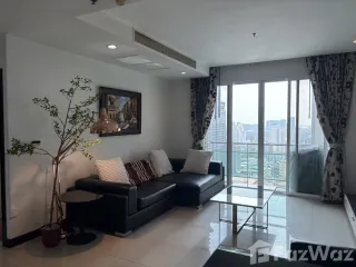 For rent 2 bedrooms condo in Watthana, Bangkok