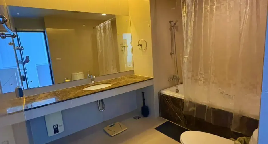 Wohnung zur Miete mit 2 Zimmer in Watthana, Bangkok