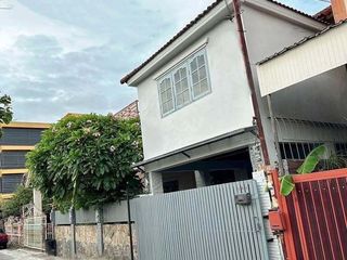 Haus zur Miete mit 5 Zimmer in Wang Thonglang, Bangkok