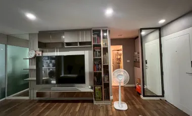 For rent 2 bedrooms condo in Phra Khanong, Bangkok