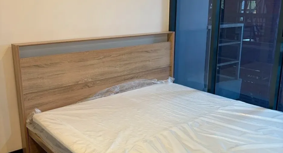 For rent 1 bed condo in Yan Nawa, Bangkok