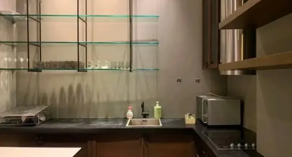 For rent 3 bedrooms condo in Khlong Toei, Bangkok