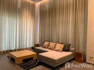 Condo en alquiler de 3 habitaciones en Khlong Toei, Bangkok