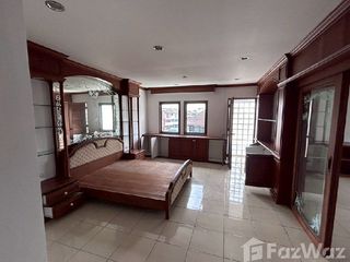 For rent 7 bedrooms house in Wang Thonglang, Bangkok