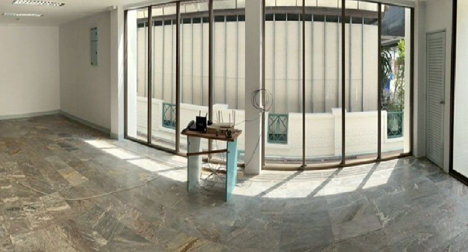 Haus zur Miete mit 7 Zimmer in Wang Thonglang, Bangkok