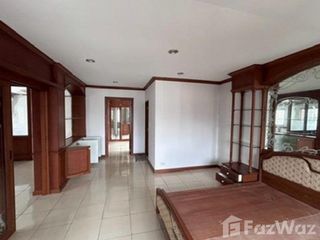 For rent 7 ベッドルーム house in Wang Thonglang, Bangkok