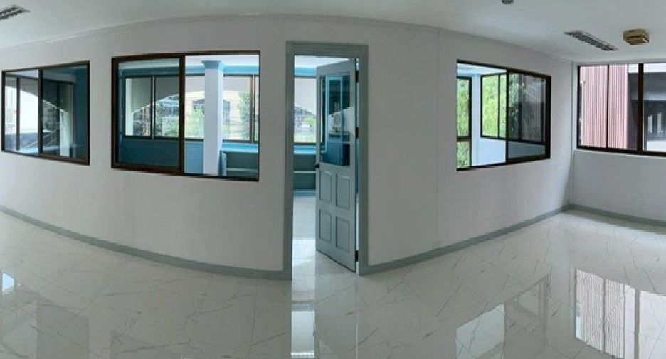 Haus zur Miete mit 7 Zimmer in Wang Thonglang, Bangkok