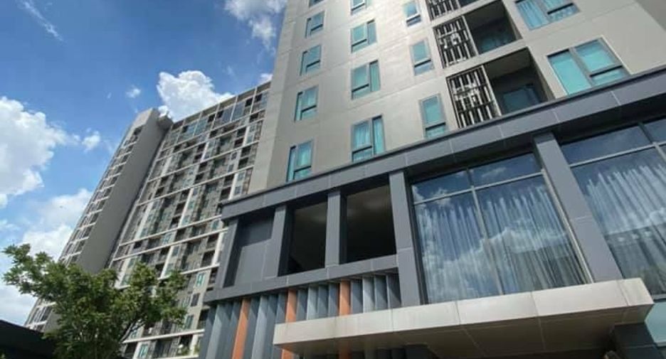 For rent 2 bedrooms condo in Huai Khwang, Bangkok