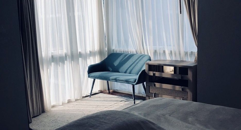 For rent 2 bedrooms condo in Watthana, Bangkok