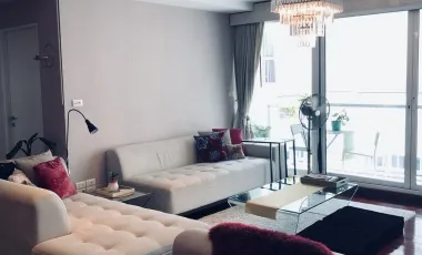 For rent 2 bedrooms condo in Watthana, Bangkok
