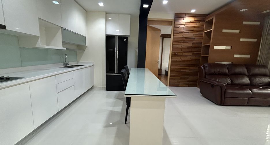 Condo en alquiler de 2 habitaciones en Sathon, Bangkok