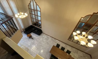 Haus zur Miete mit 4 Zimmer in Watthana, Bangkok