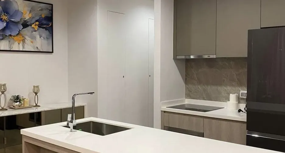 For rent 3 bedrooms condo in Bang Kho Laem, Bangkok