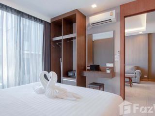 For rent 2 bedrooms apartment in Huai Khwang, Bangkok