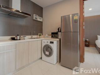 For rent 2 bedrooms apartment in Huai Khwang, Bangkok