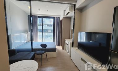À louer studio condo à Huai Khwang, Bangkok