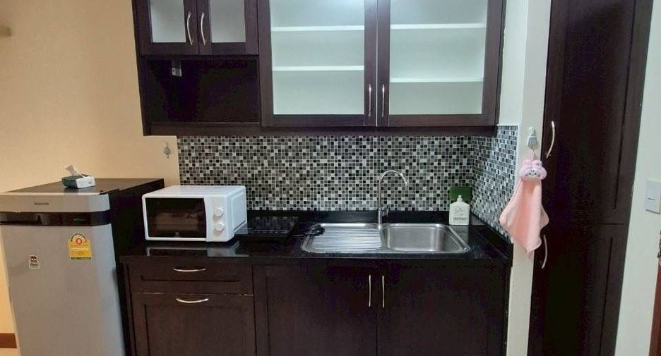 For rent 1 bed condo in Phaya Thai, Bangkok